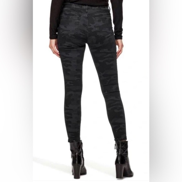 Sanctuary (Social Standard) Black Prosperity Camouflage Ankle Skinny Jeans NWT! - Picture 4 of 12